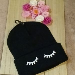 Eyelash beanie